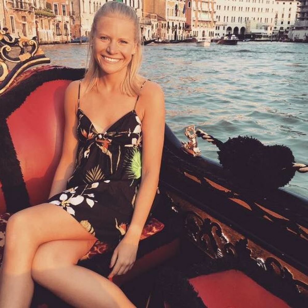 Meet your Posher, Nicole